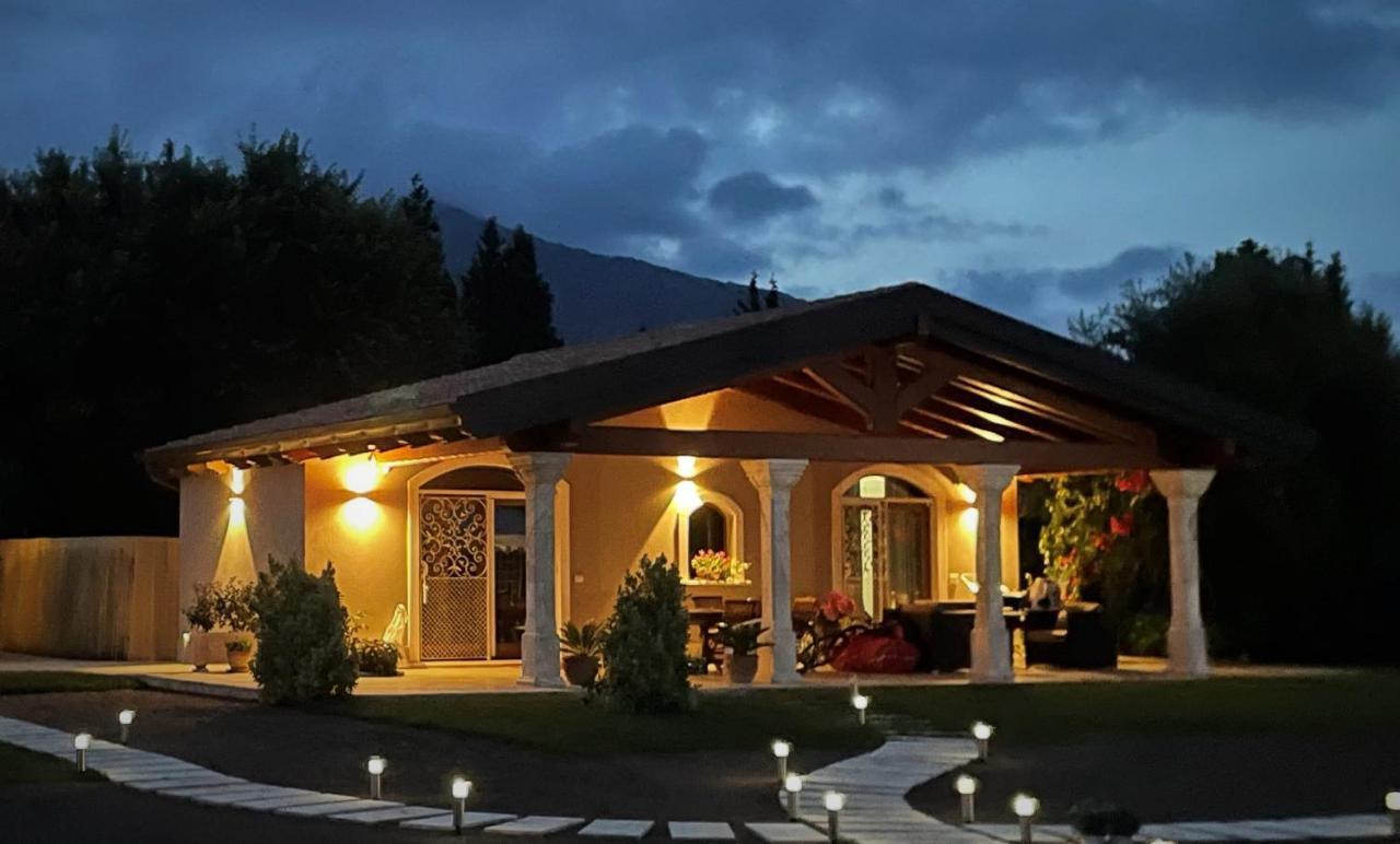 Corte Dei Mirti, Appartamento Indipendente Con Ampia Veranda イグレージアス エクステリア 写真
